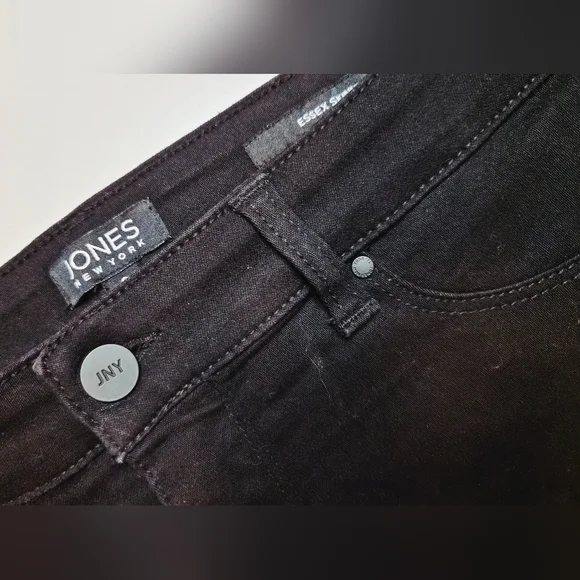 Jones New York Black Label Detail - Picture 10 of 15